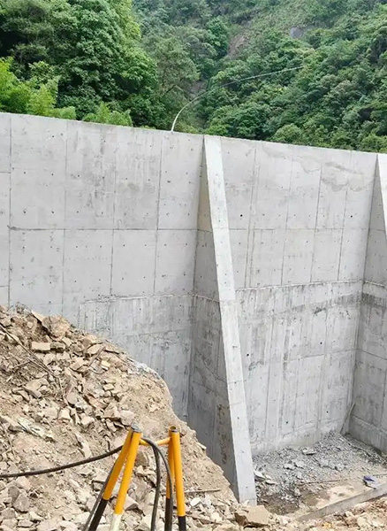 镇江京口区重力式挡土墙